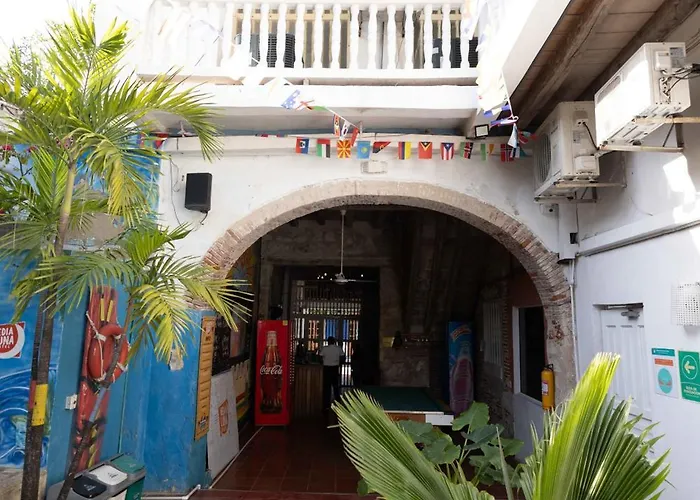 Media Luna Hostel Cartagena