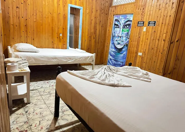 Luna Llena GetsemaníHostal